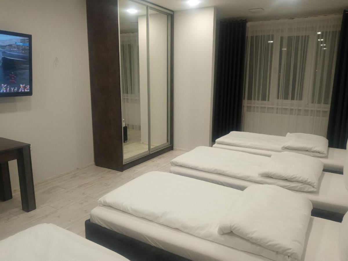 Як Вдома ! Apartman Ungvár Kültér fotó